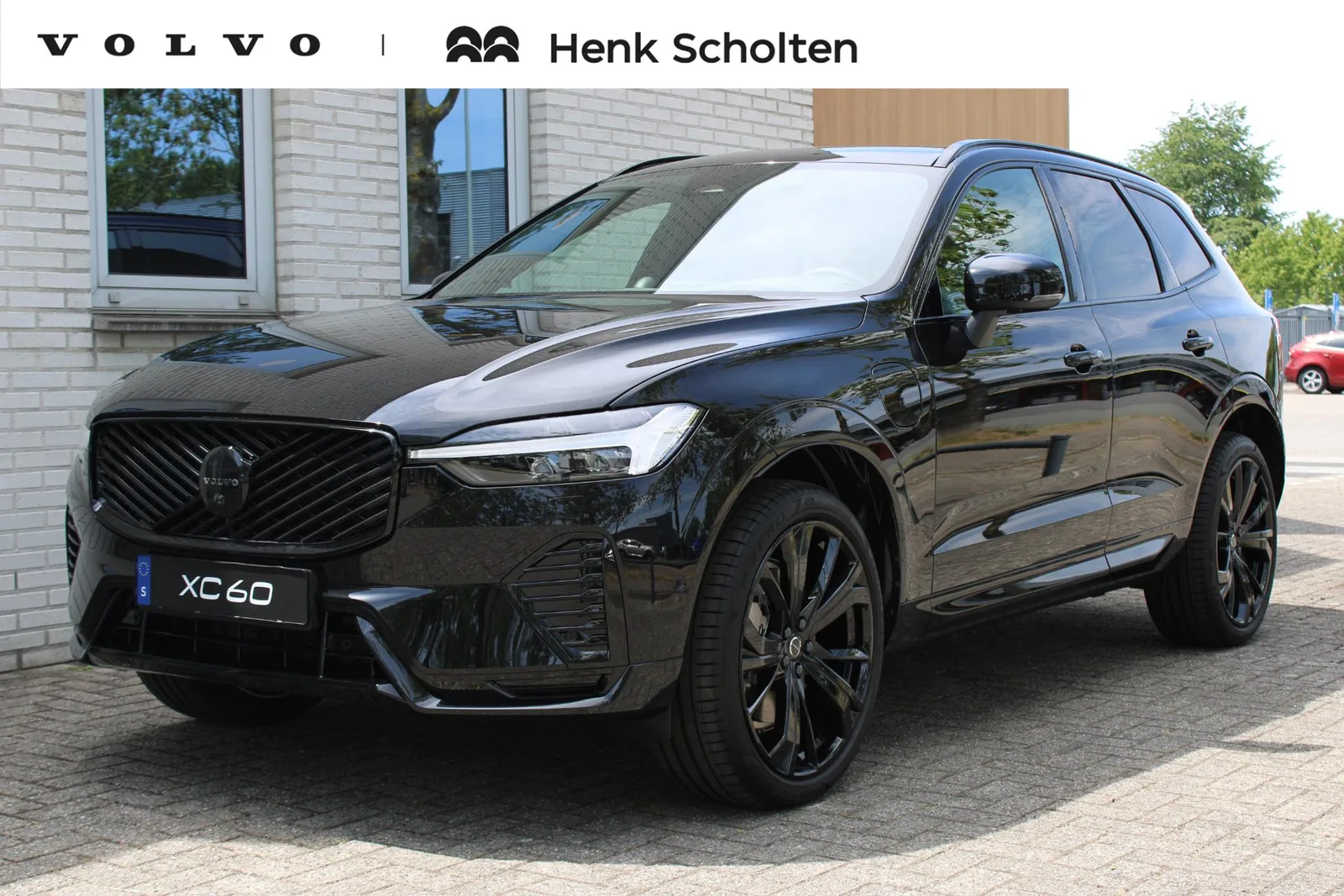 Volvo XC60 (2026) — foto 1