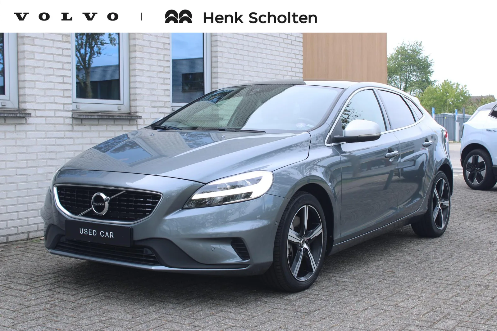 Volvo V40 (2019) — foto 1