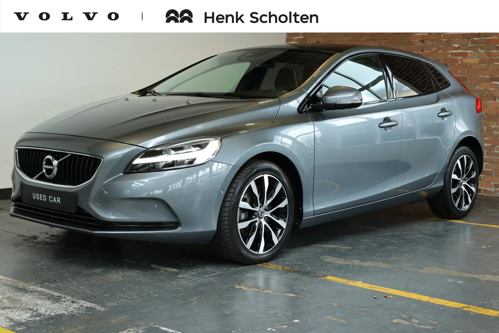 Volvo V40 (2018) — foto 1