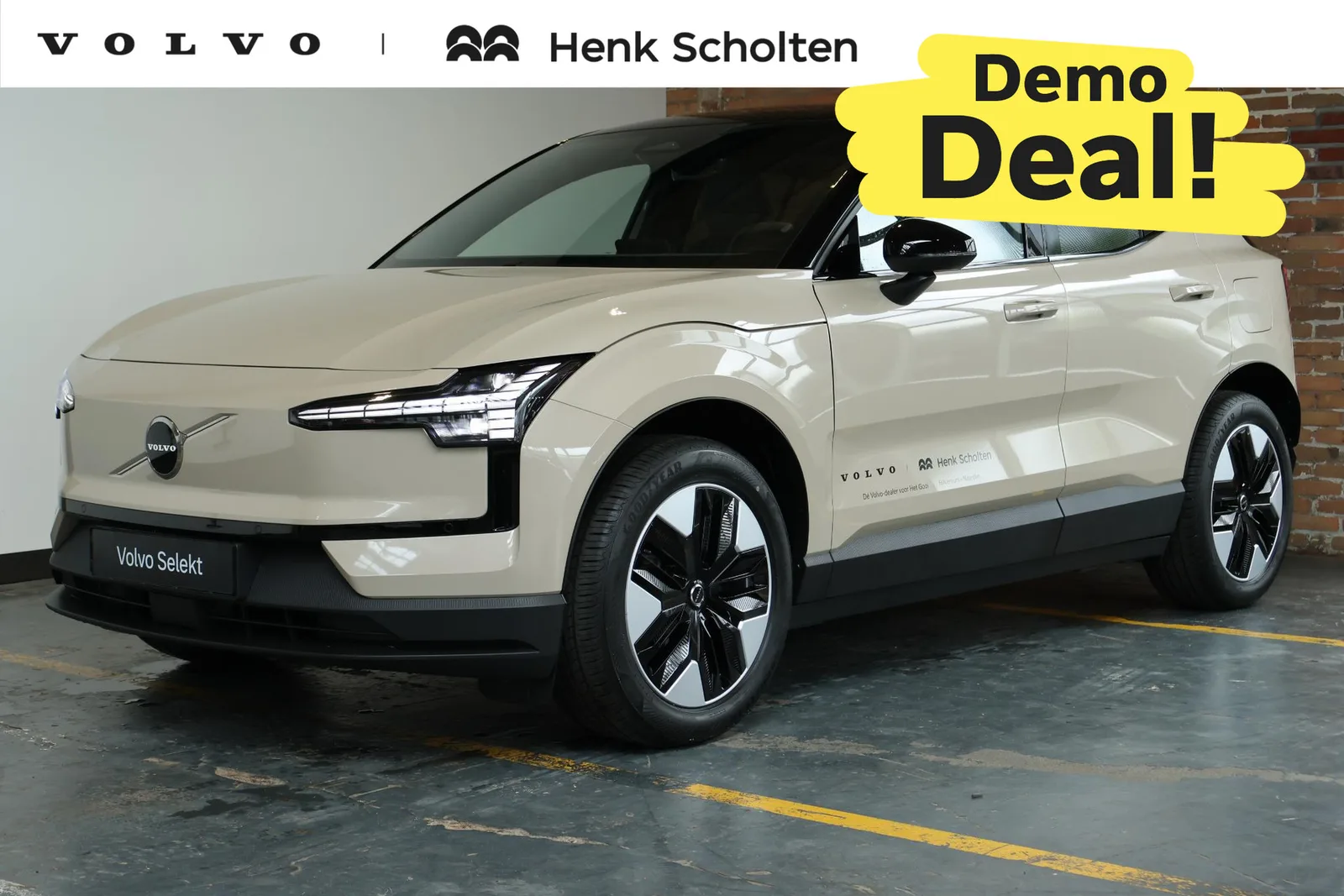 Volvo EX30 (2026) — foto 1