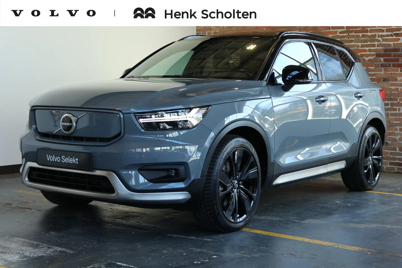 Volvo XC40 (2020) — foto 1