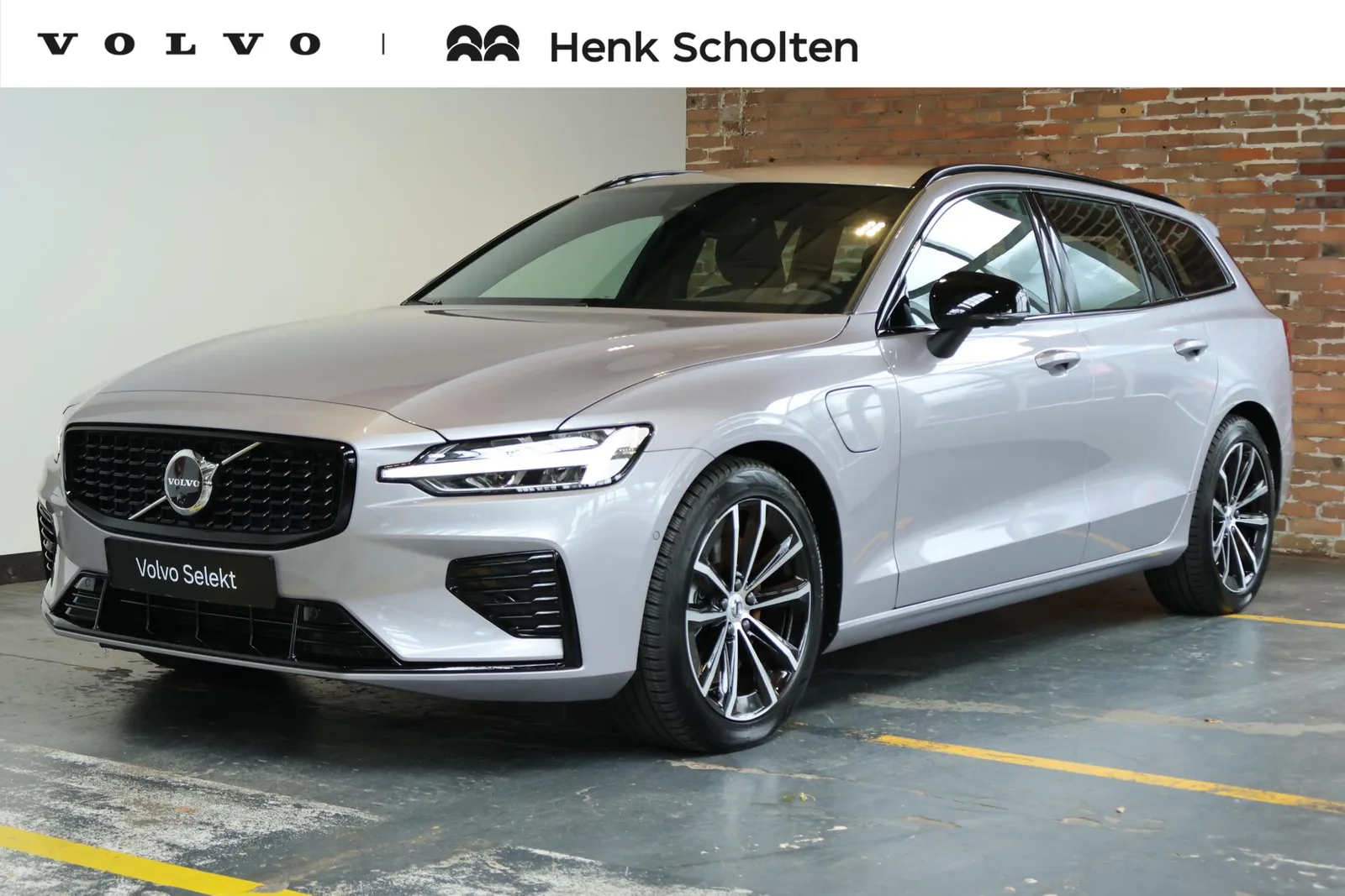 Volvo V60 (2025) — foto 1