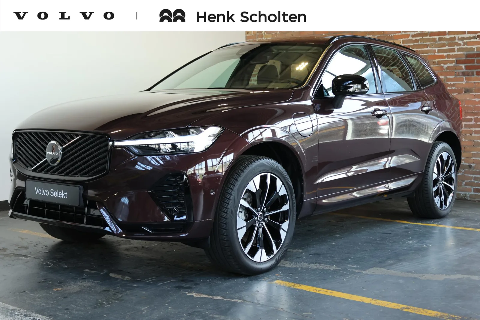 Volvo XC60 (2025) — foto 1