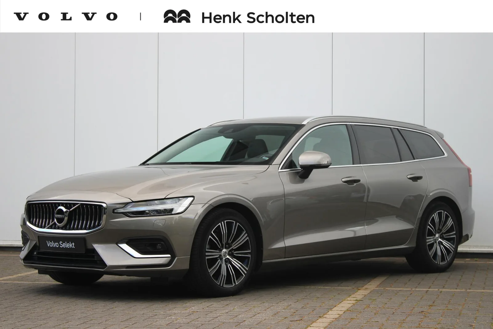 Volvo V60 (2022) — foto 1