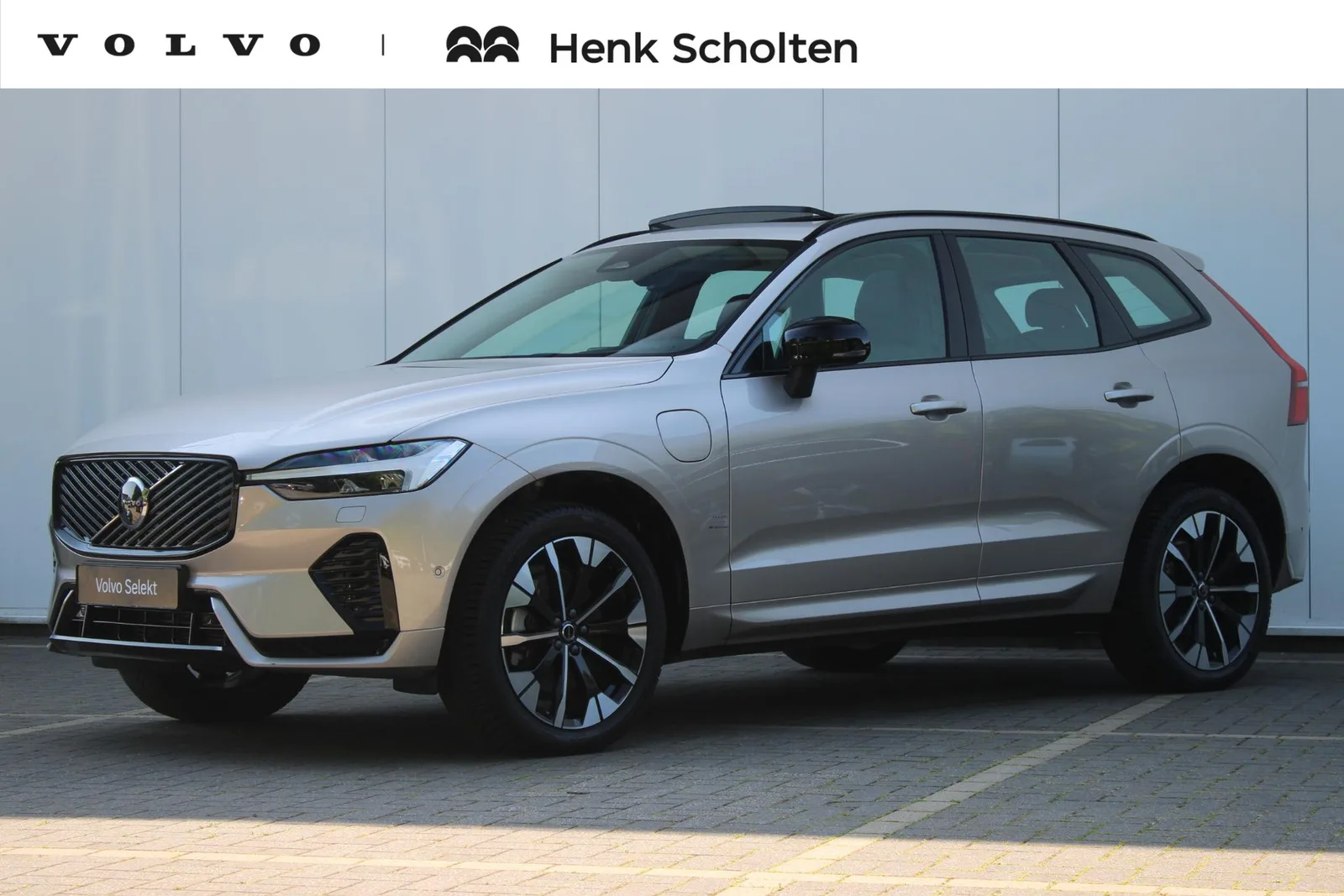 Volvo XC60 (2025) — foto 1