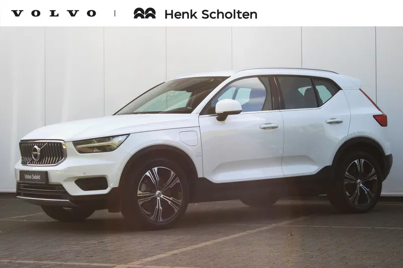Volvo XC40 (2022)