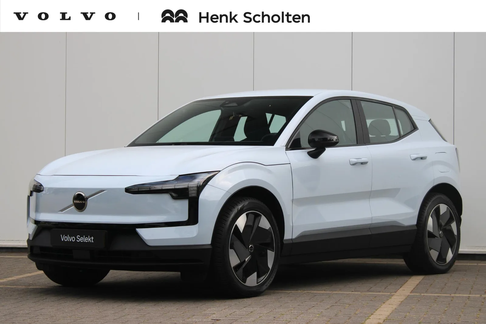 Volvo EX30 (2025) — foto 1