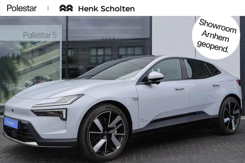 Polestar 4 (2024)