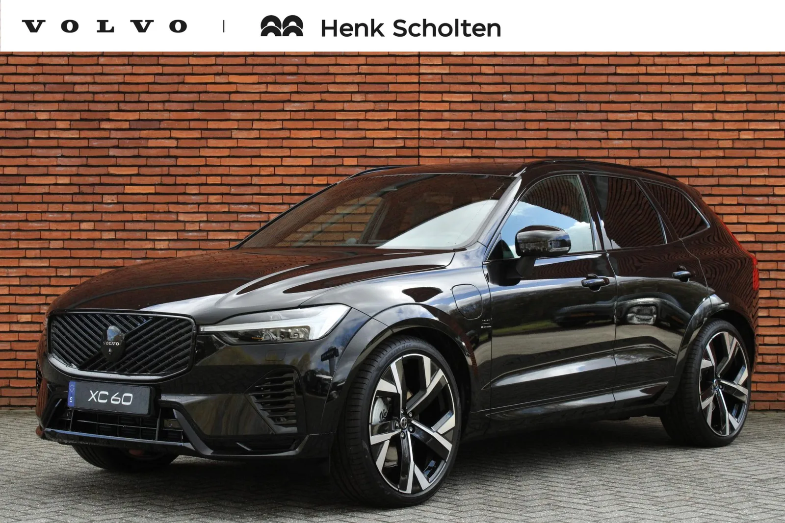Volvo XC60 (2026) — foto 1