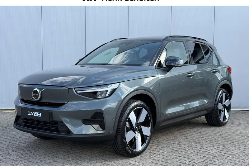 Volvo EX40 (2026)