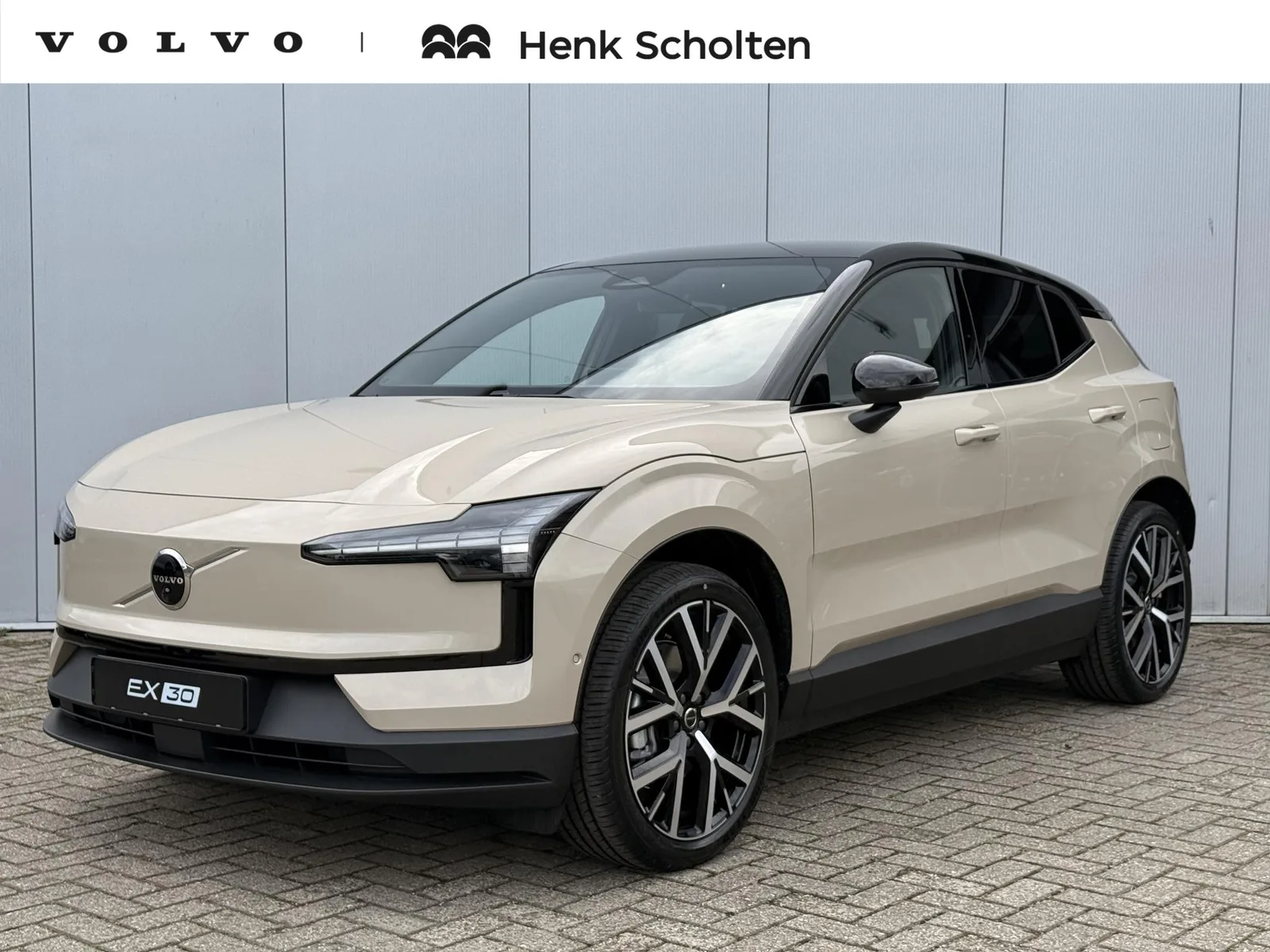 Volvo EX30 (2026) — foto 1
