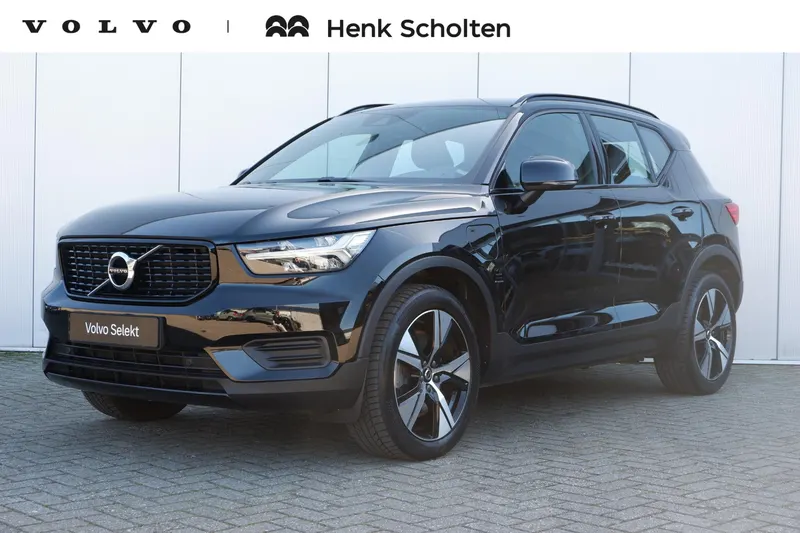Volvo XC40 (2022)