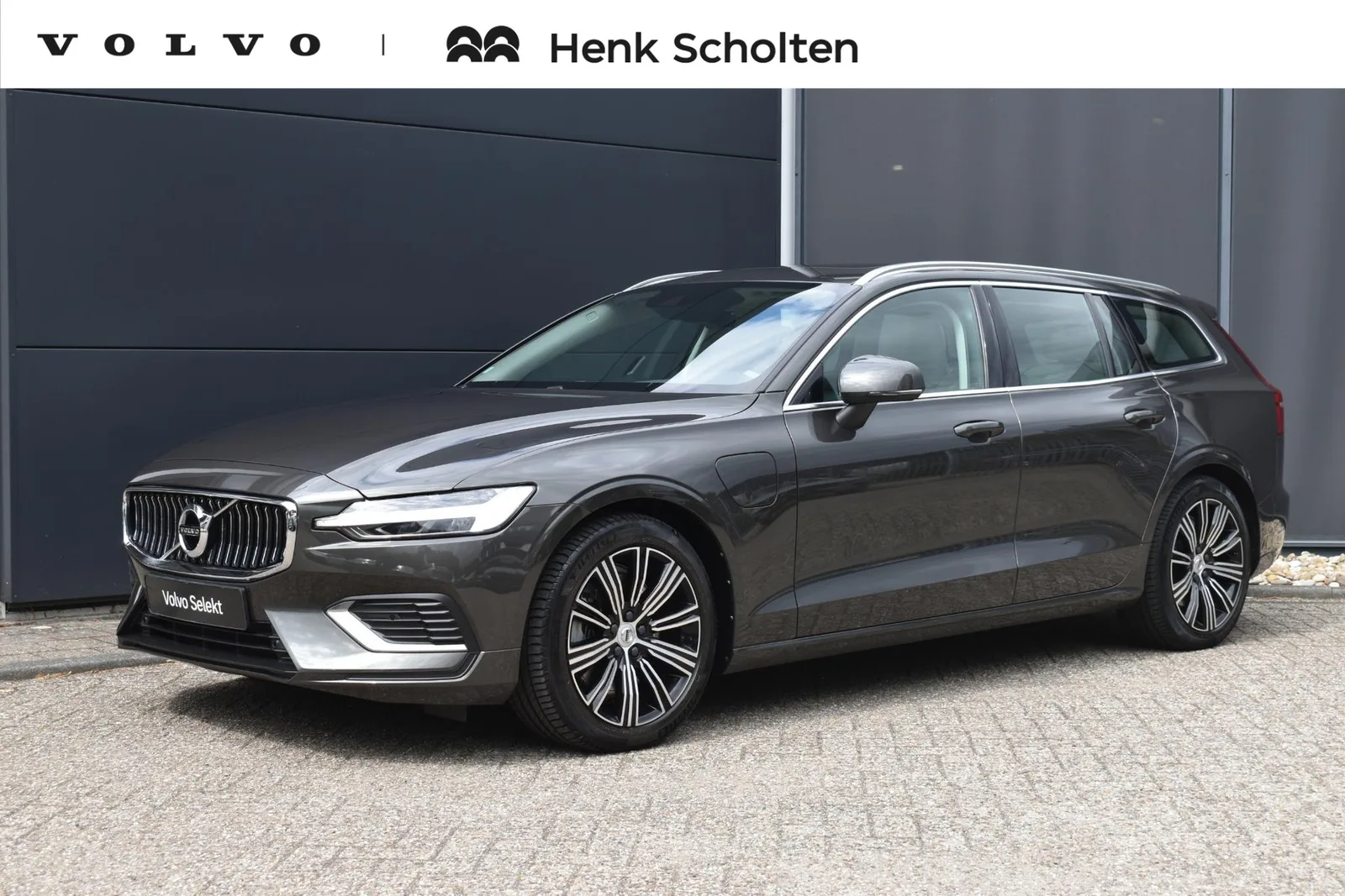 Volvo V60 (2022) — foto 1