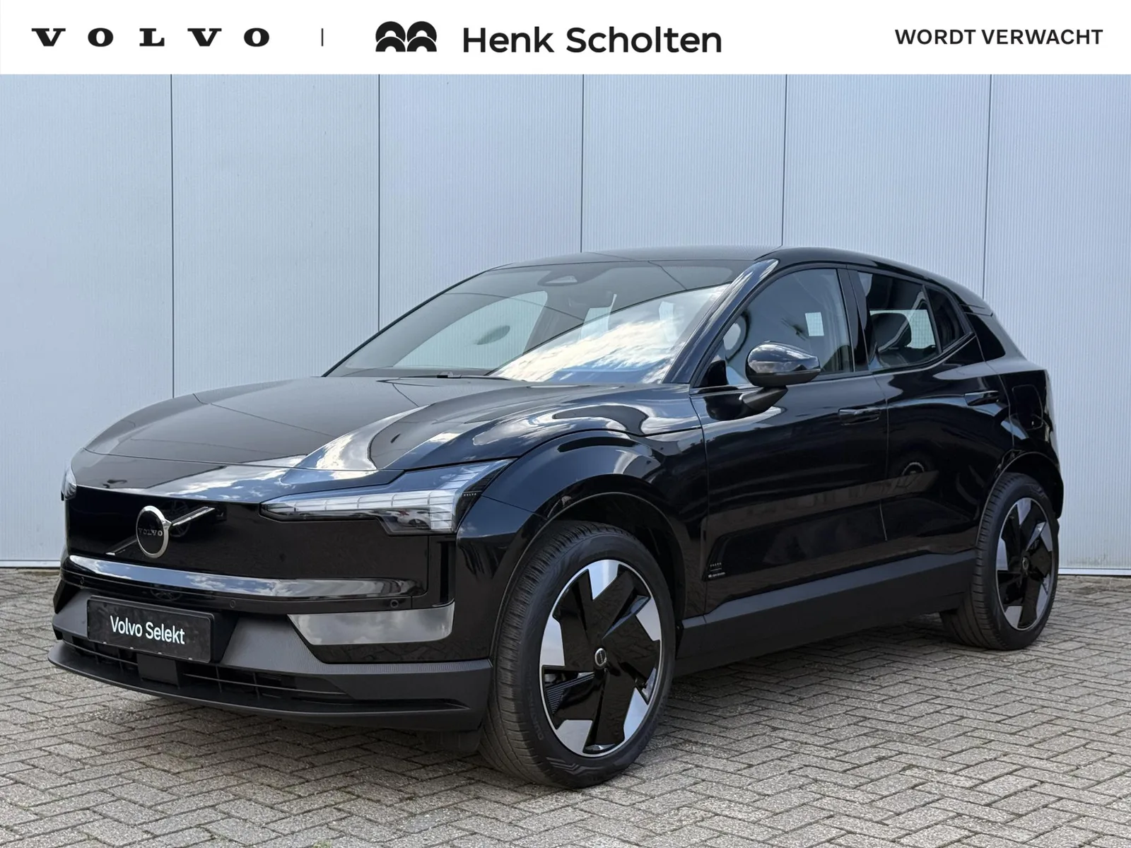 Volvo EX30 (2025) — foto 1