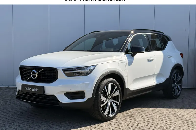 Volvo XC40 (2021)