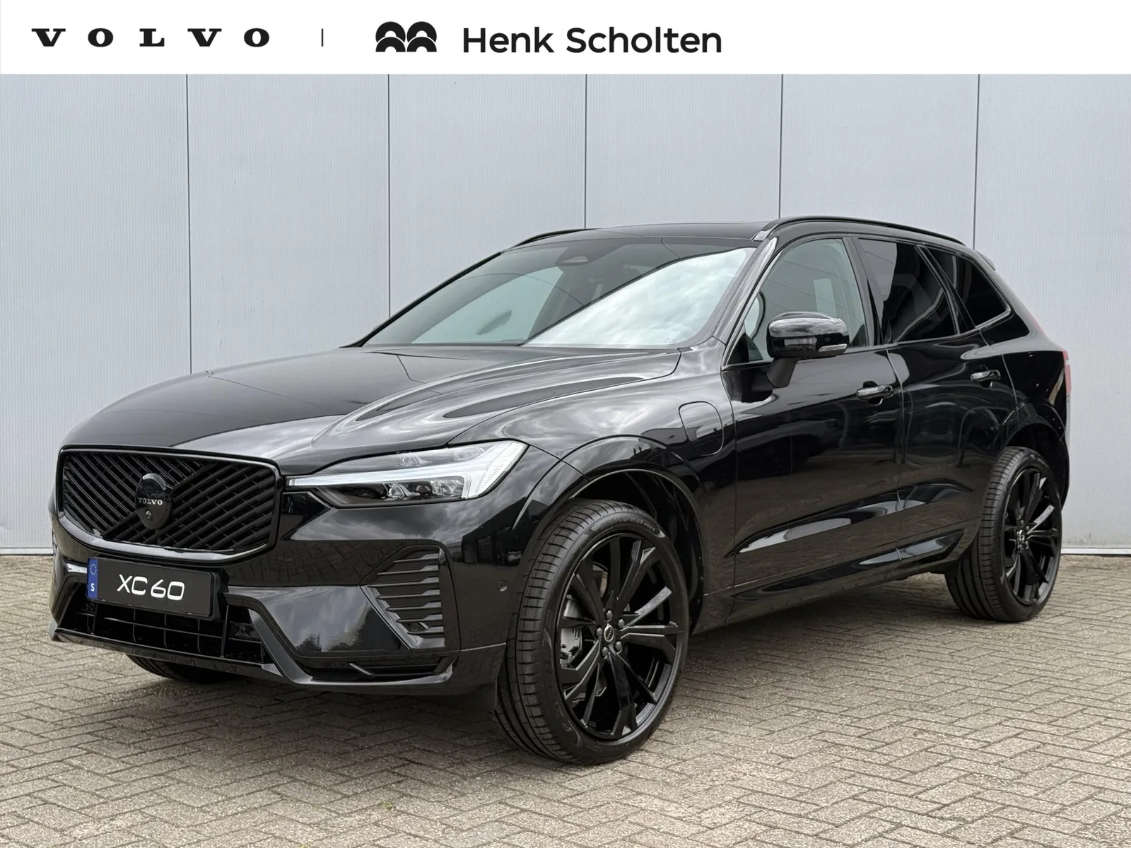 Volvo XC60 (2026) — foto 1