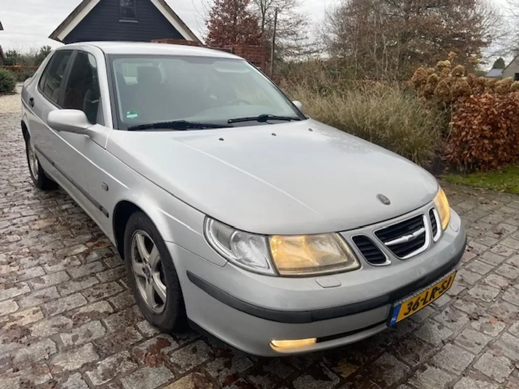Saab 9-5 (2003) — foto 1