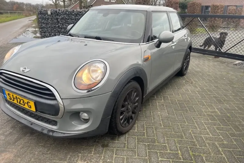 MINI Cooper (2015)