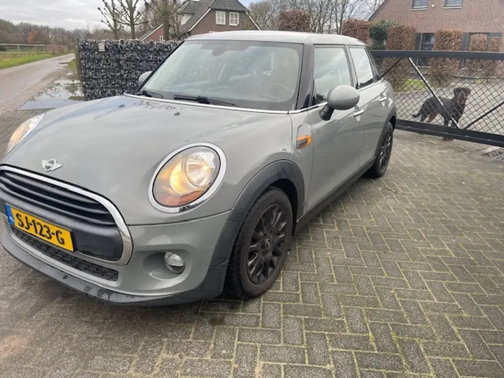 MINI Cooper (2015) — foto 1