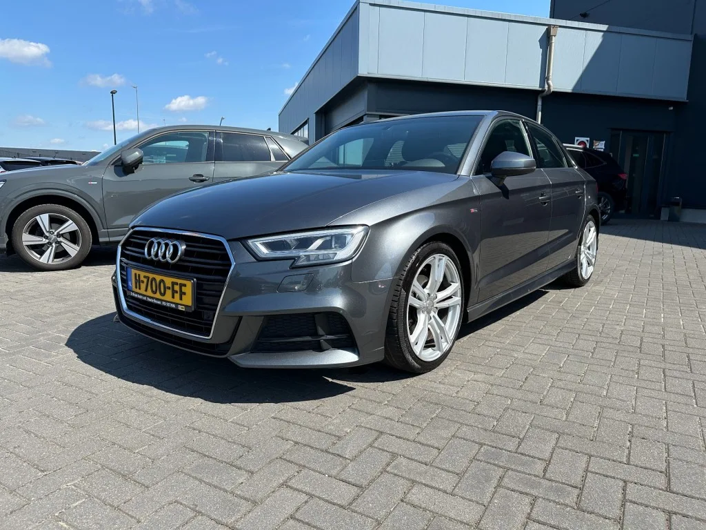 Audi A3 (2020) — foto 1