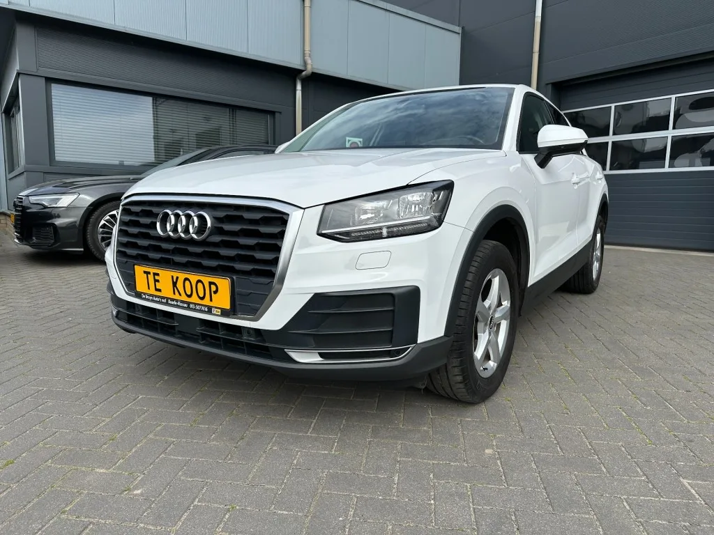 Audi Q2 (2020) — foto 1