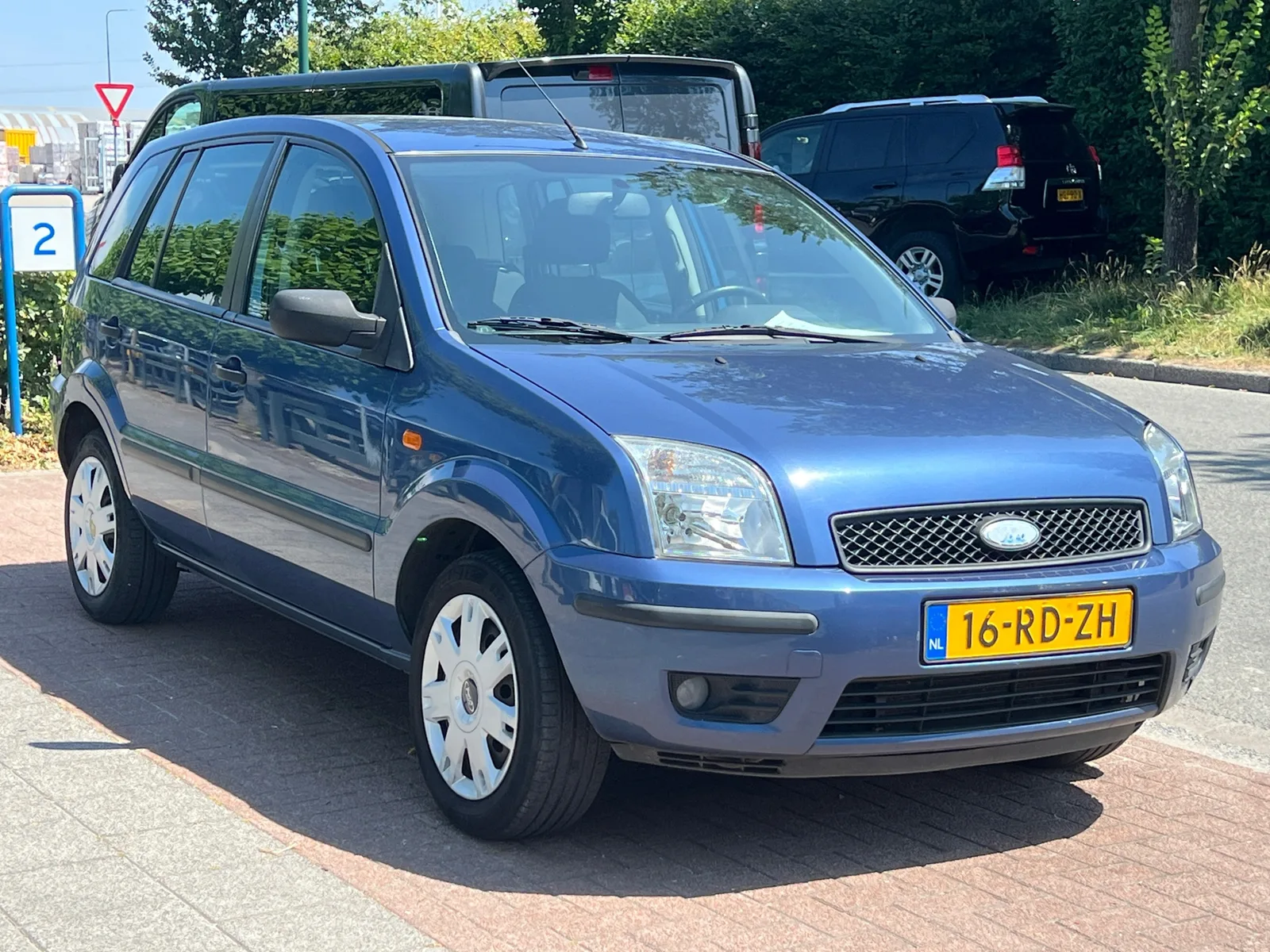 Ford Fusion (2005) — foto 1