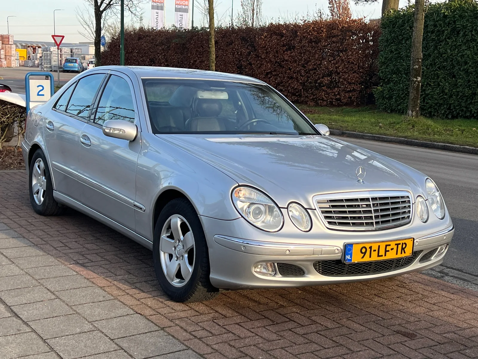 Mercedes-Benz E-Klasse (2003) — foto 1