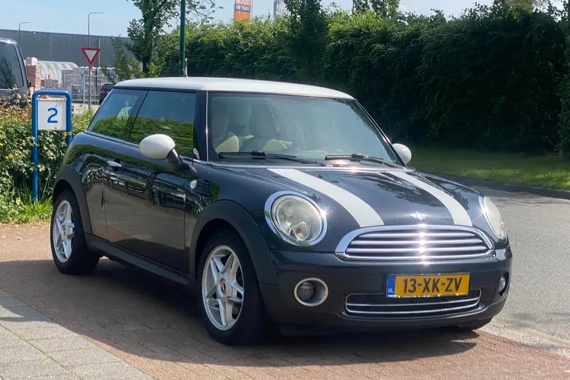 MINI Cooper (2007)