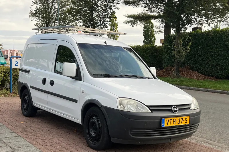 Opel Combo (2009)