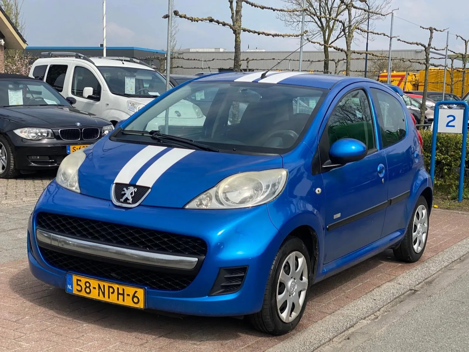 Peugeot 107 (2010) — foto 1