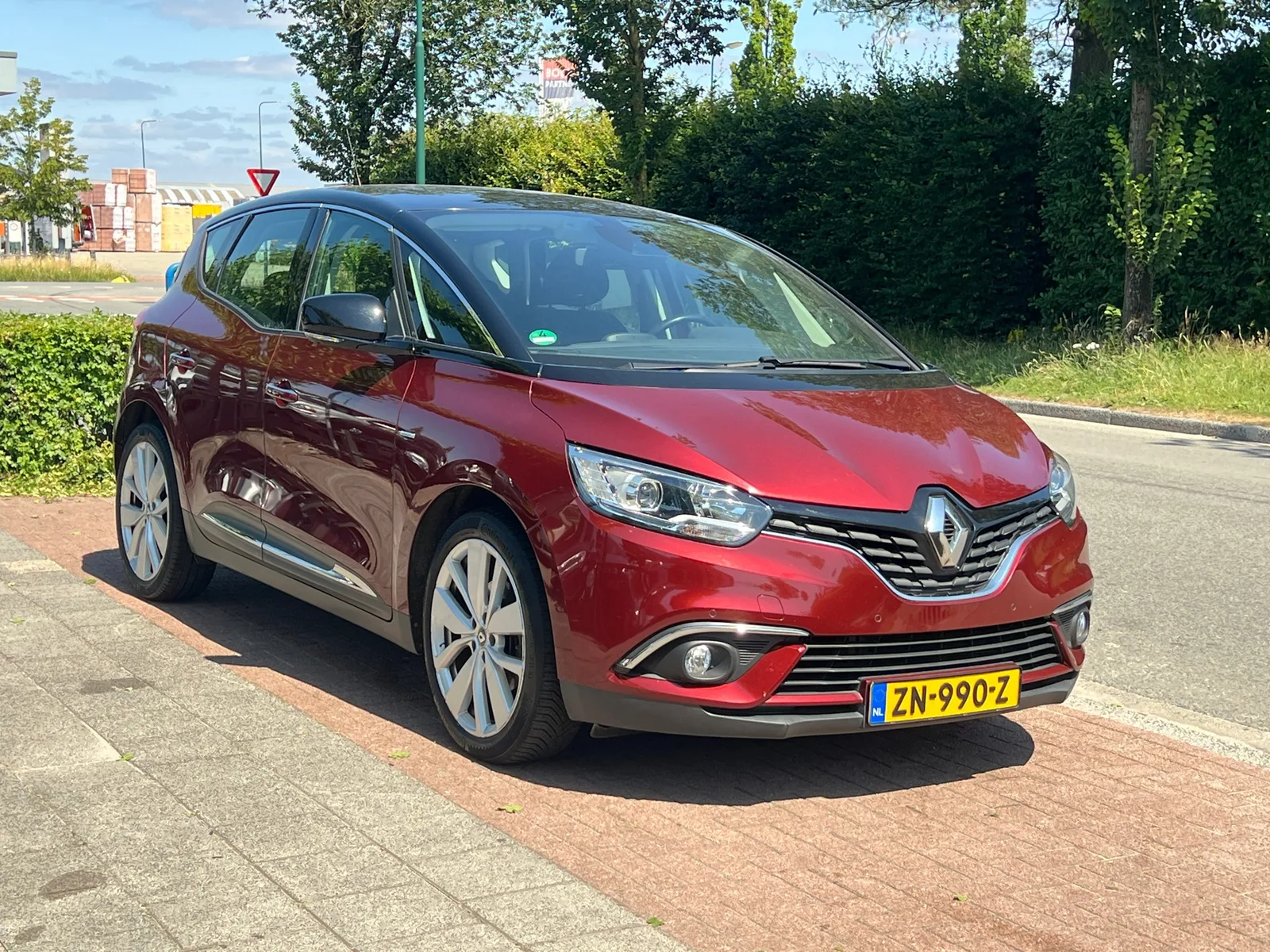 Renault Scénic (2019) — foto 1
