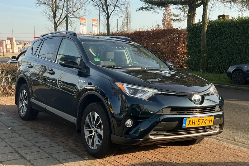 Toyota RAV4 (2017)