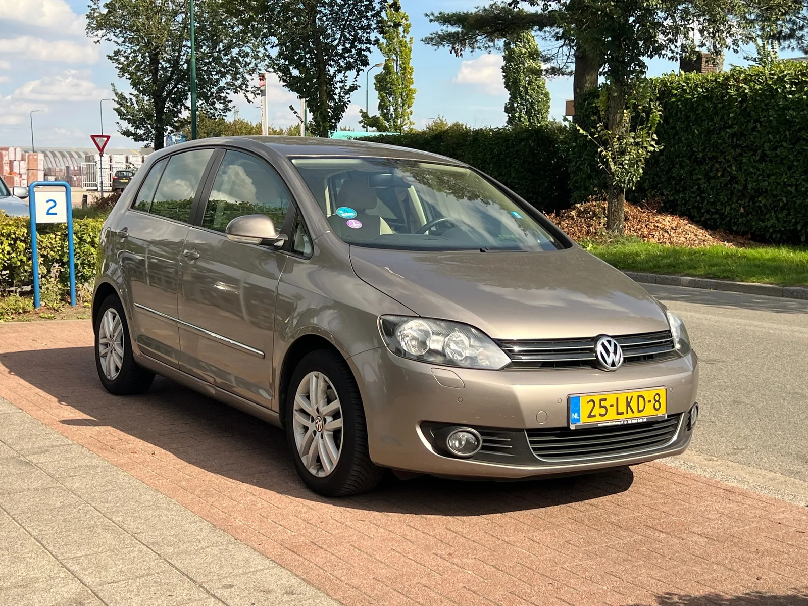 Volkswagen Golf Plus (2010) — foto 1