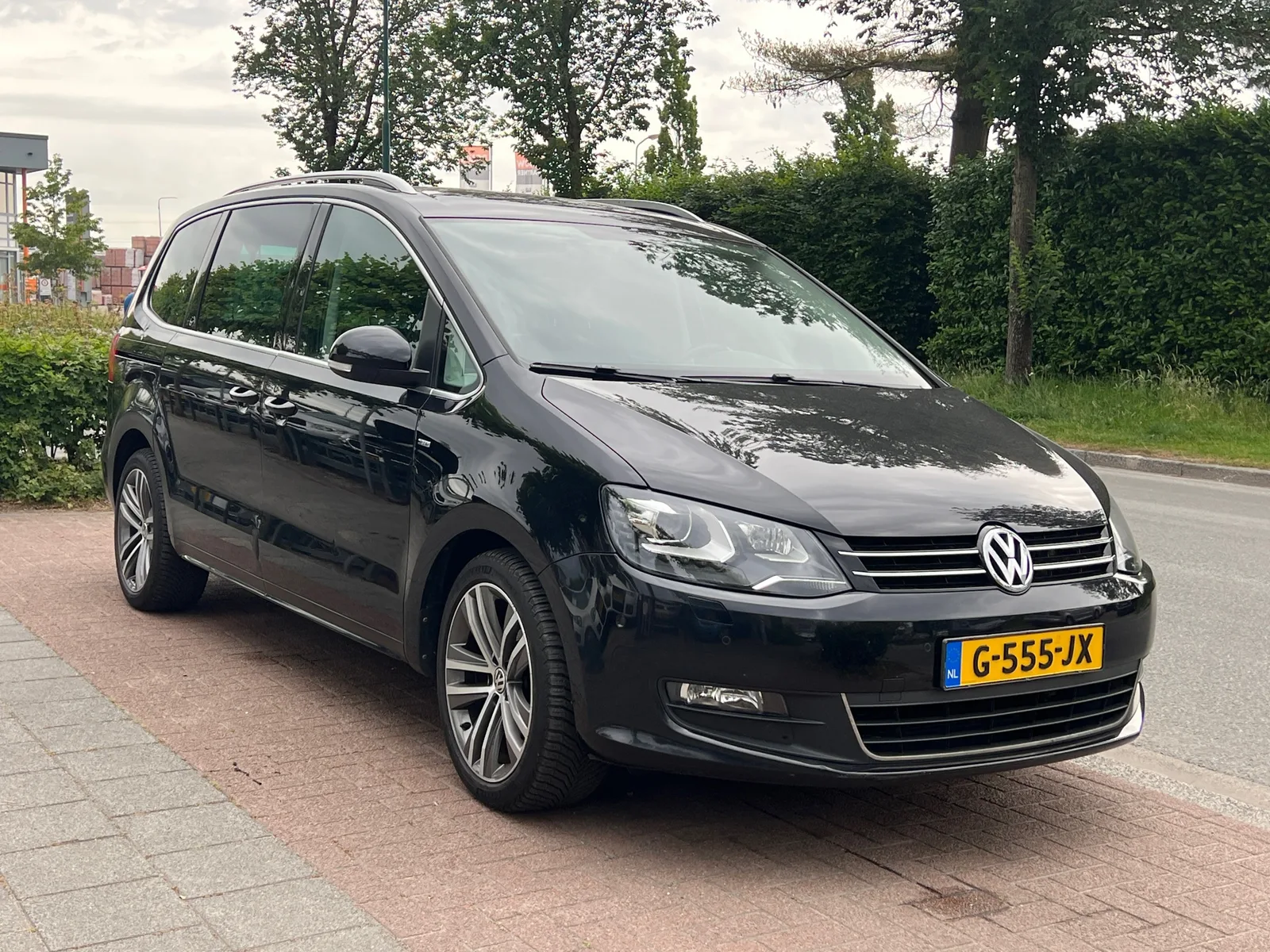 Volkswagen Sharan (2015) — foto 1