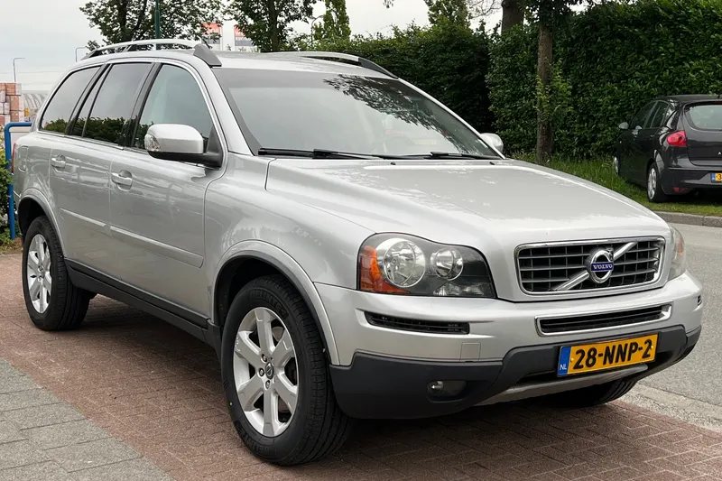 Volvo XC90 (2010)