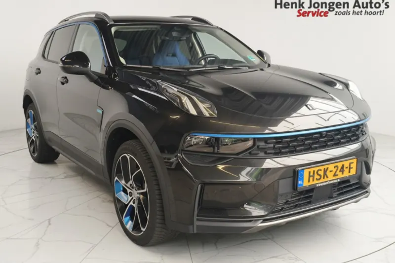 Lynk & Co 01 (2022)