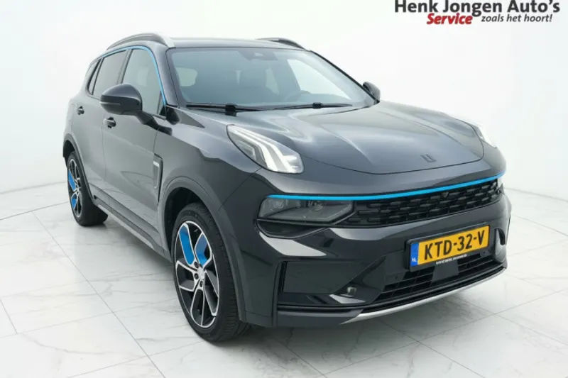 Lynk & Co 01 (2023)