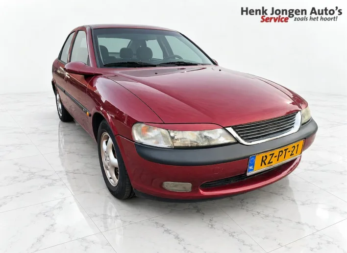 Opel Vectra (1997) — foto 1