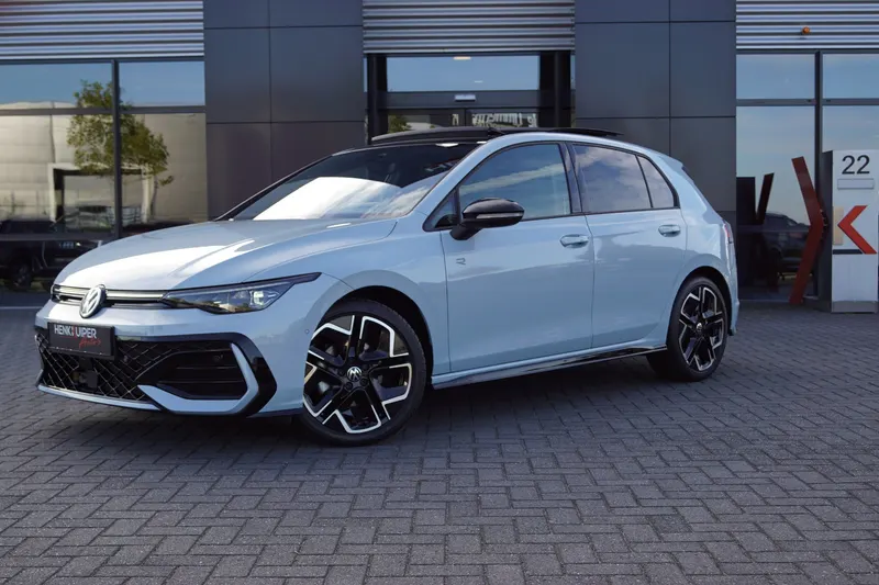 Volkswagen Golf (2025)