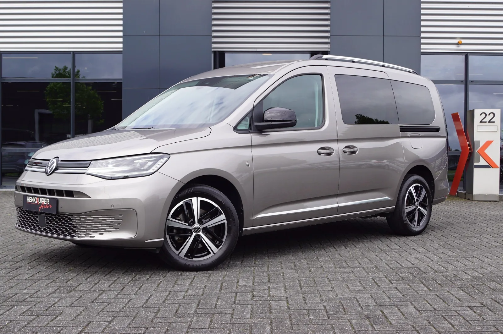 Volkswagen Caddy (2023) — foto 1