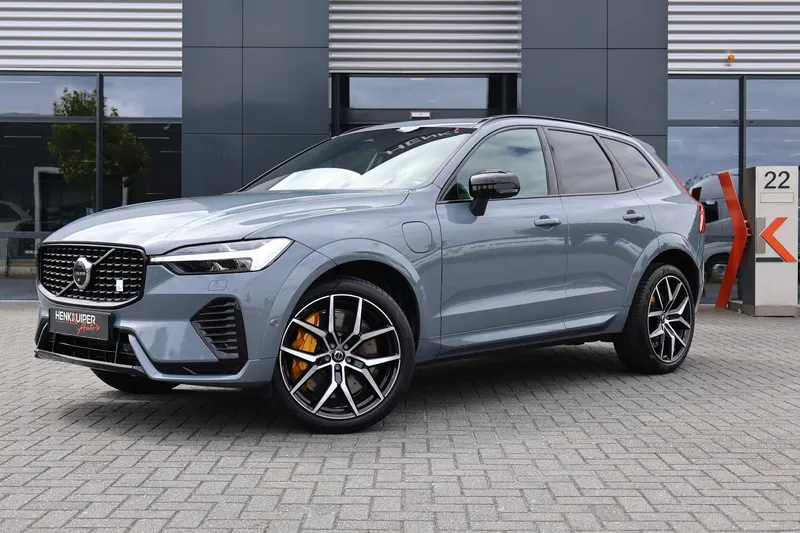 Volvo XC60 (2023)