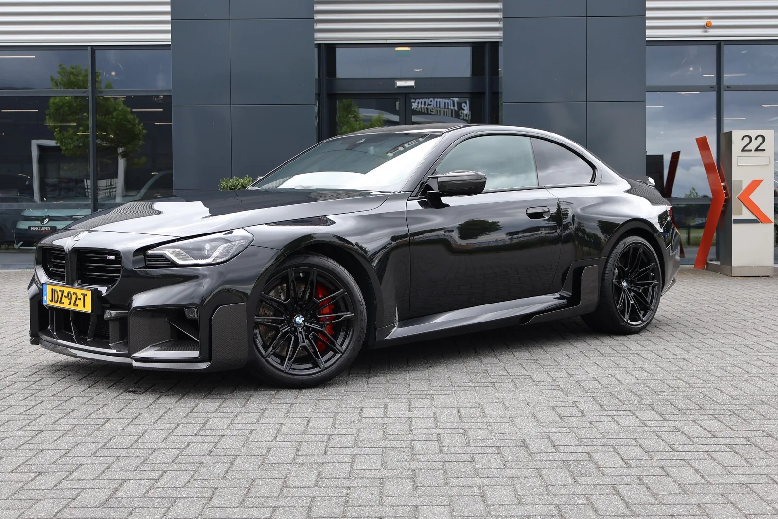 BMW M2 (2023) — foto 1