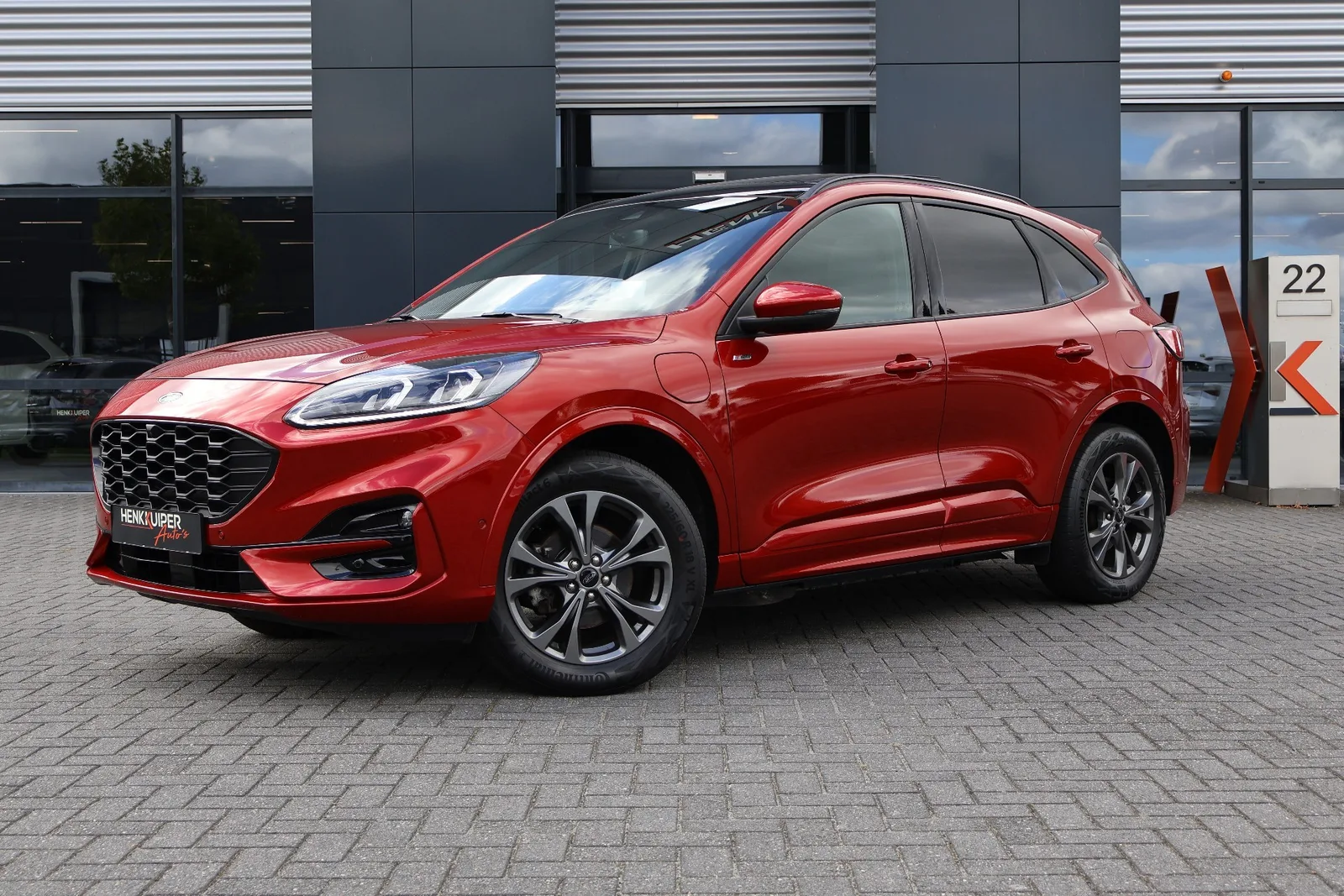 Ford Kuga (2023) — foto 1