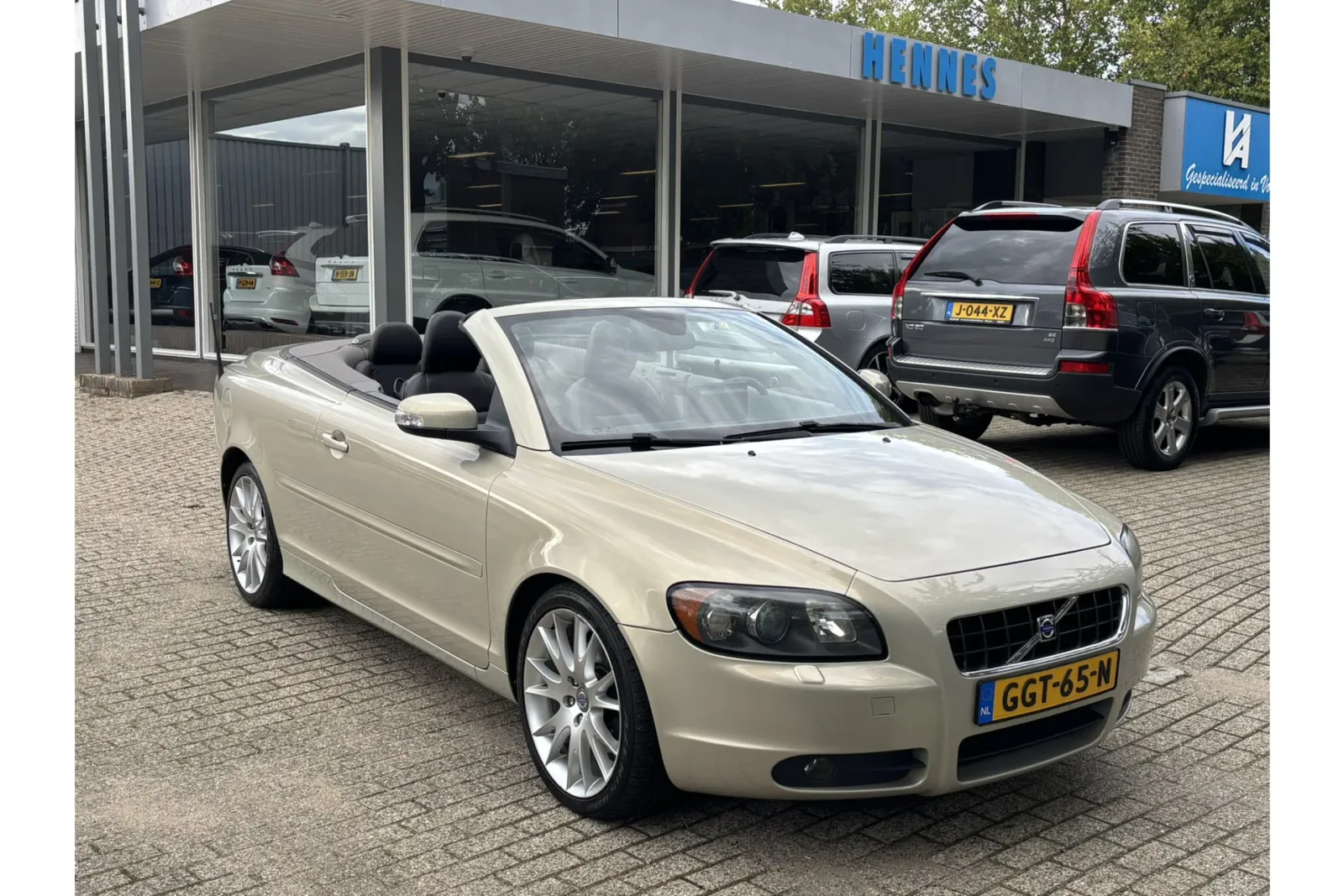 Volvo C70 (2007) — foto 1