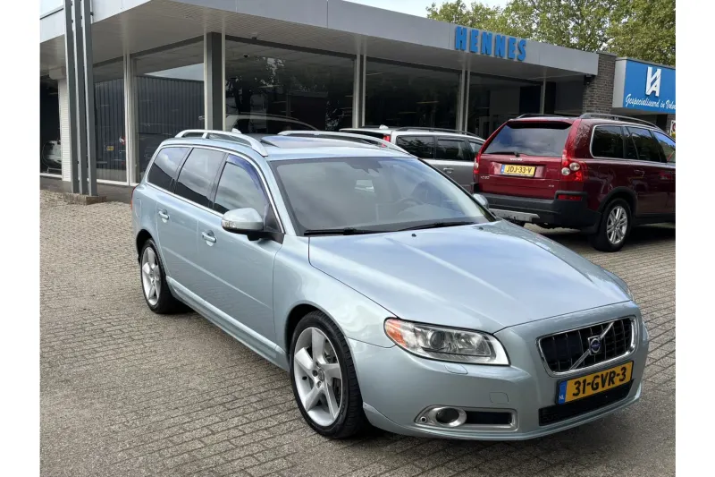 Volvo V70 (2008)
