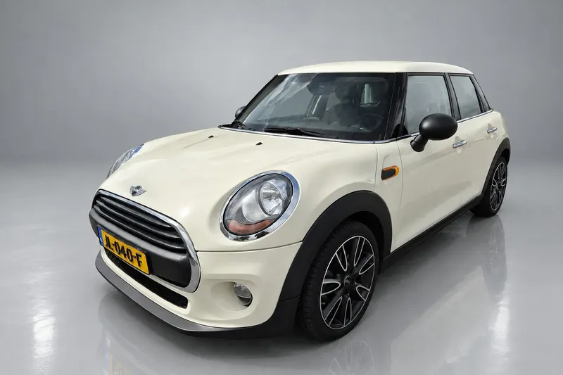 MINI One (2016)