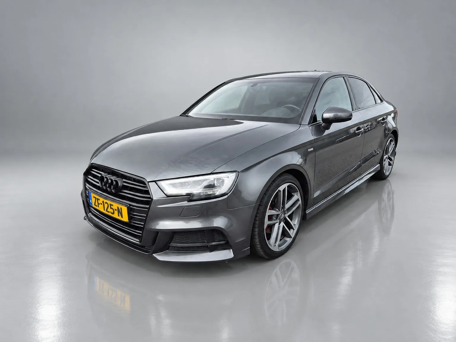 Audi A3 (2019) — foto 1