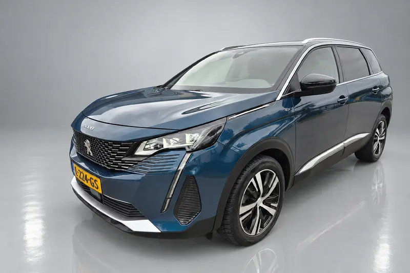 Peugeot 5008 (2021)