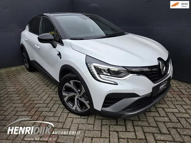 Renault Captur (2022) — foto 1