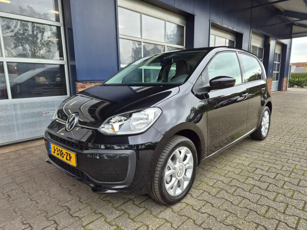 Volkswagen Up! (2020) — foto 1